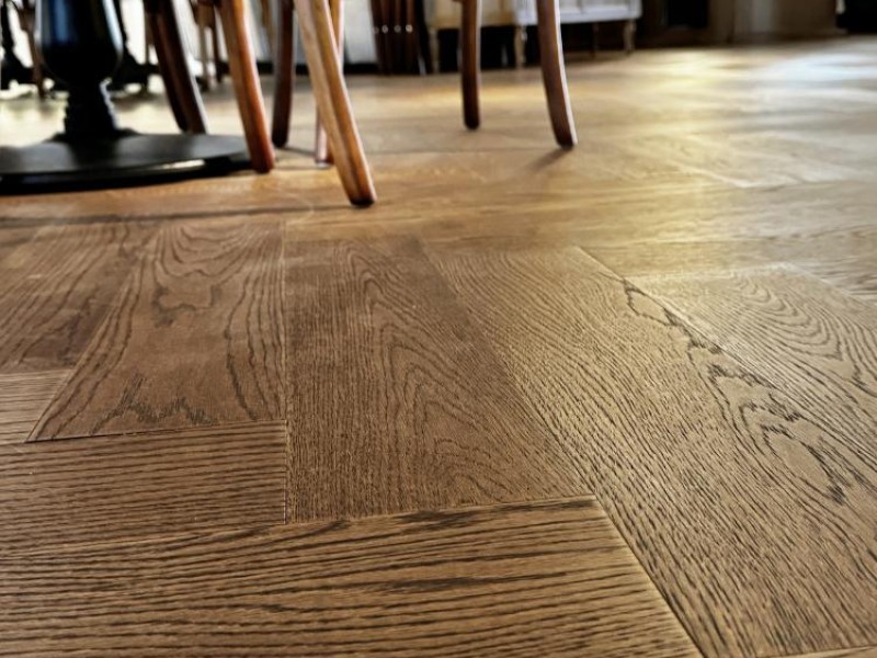 Кварцевый паркет Quartz Parquet Английская Ёлка Дуб Рустикальный 33-410 5/0,6 мм Кварцевый паркет Quartz Parquet Английская Ёлка Дуб Рустикальный 33-410 5/0,6 мм